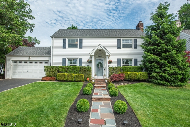 34 Coolidge Avenue West Caldwell NJ 07006