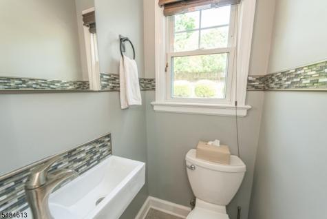 34 Coolidge Avenue West Caldwell NJ 07006