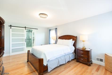 80 Sturbridge Drive Piscataway NJ 08854
