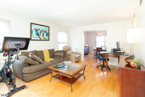 80 Sturbridge Drive Piscataway NJ 08854