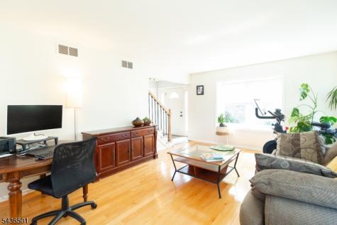 80 Sturbridge Drive Piscataway NJ 08854