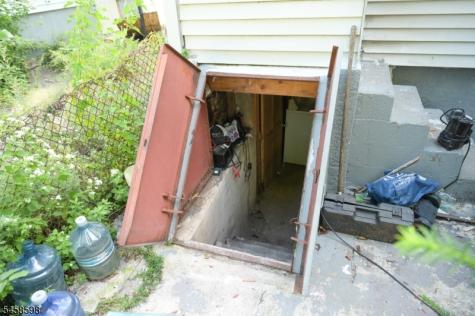 131 N 19th Street East Orange NJ 07017