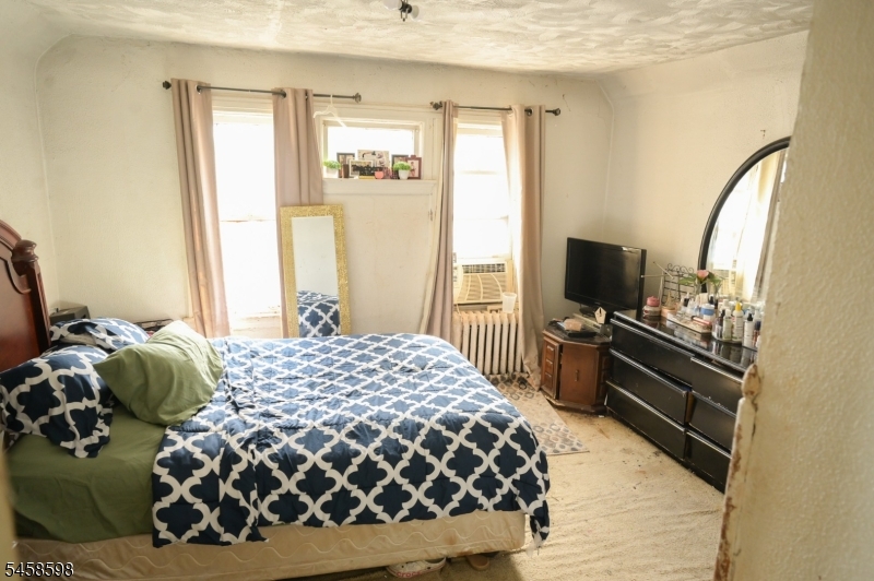 131 N 19th Street East Orange NJ 07017