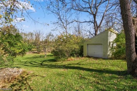 97 Creek Road Green NJ 07821