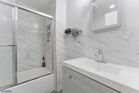 219 Hollywood Avenue Hillside NJ 07205
