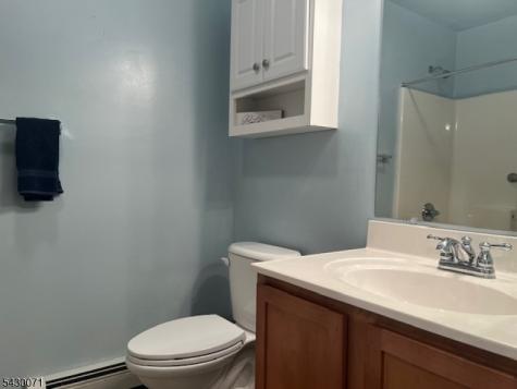 33 Circle Drive Hamburg NJ 07419