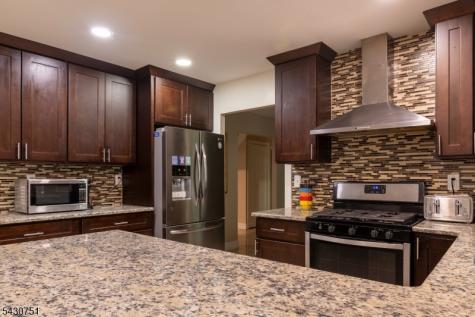 14 Buttonwood Drive Franklin NJ 08873