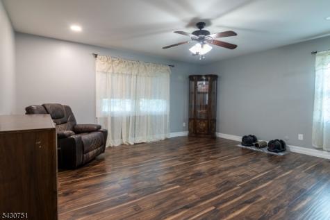 14 Buttonwood Drive Franklin NJ 08873