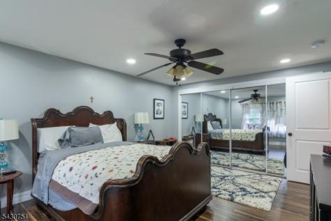 14 Buttonwood Drive Franklin NJ 08873
