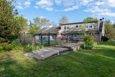 14 Buttonwood Drive Franklin NJ 08873
