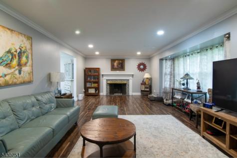 14 Buttonwood Drive Franklin NJ 08873
