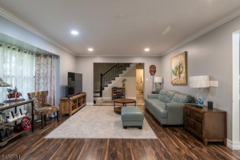 14 Buttonwood Drive Franklin NJ 08873