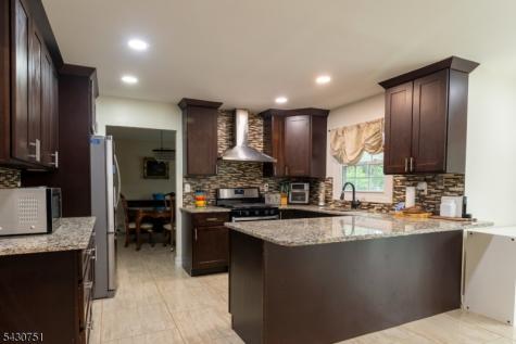 14 Buttonwood Drive Franklin NJ 08873
