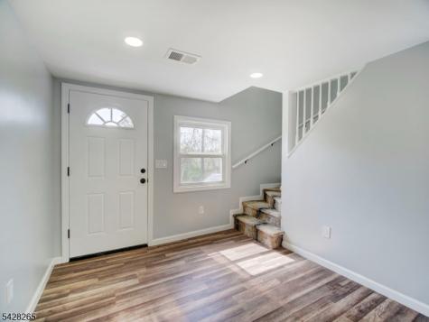 4 Emmans Road Roxbury NJ 07852