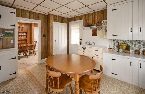 20 Maple Street Milford NJ 08848