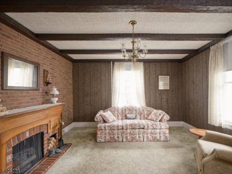 20 Maple Street Milford NJ 08848