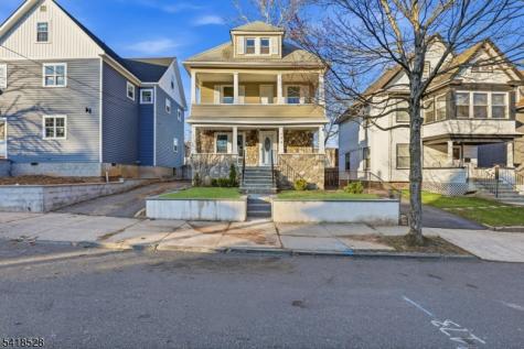 171 Renner Avenue Newark NJ 07112