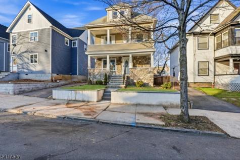 171 Renner Avenue Newark NJ 07112