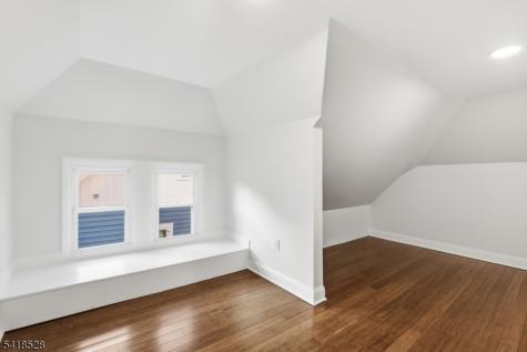 171 Renner Avenue Newark NJ 07112