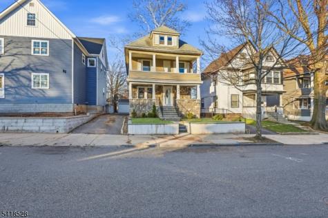 171 Renner Avenue Newark NJ 07112