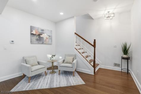 171 Renner Avenue Newark NJ 07112