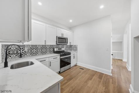 32 New Street East Orange NJ 07017