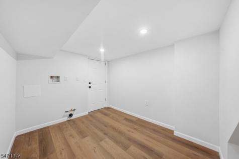 32 New Street East Orange NJ 07017