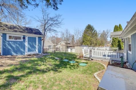28 Oriole Road Jefferson NJ 07438