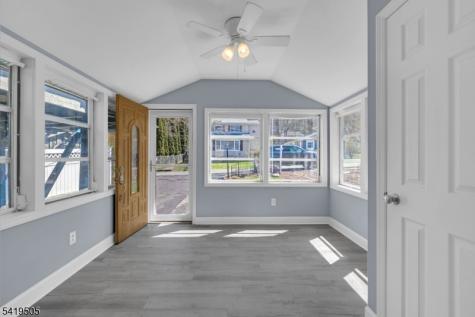 28 Oriole Road Jefferson NJ 07438