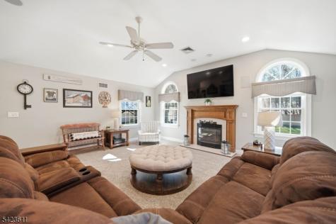 165 Page Drive Oakland NJ 07436