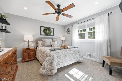 165 Page Drive Oakland NJ 07436