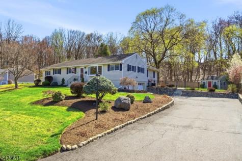 165 Page Drive Oakland NJ 07436