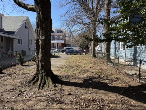 102 Randall Avenue Trenton NJ 08611