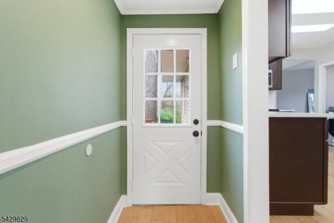 912 E Walnut Drive Stillwater NJ 07860