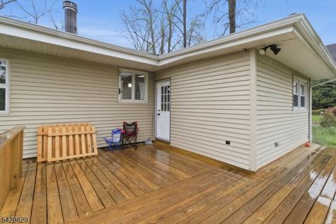 912 E Walnut Drive Stillwater NJ 07860