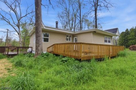 912 E Walnut Drive Stillwater NJ 07860