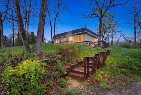 912 E Walnut Drive Stillwater NJ 07860