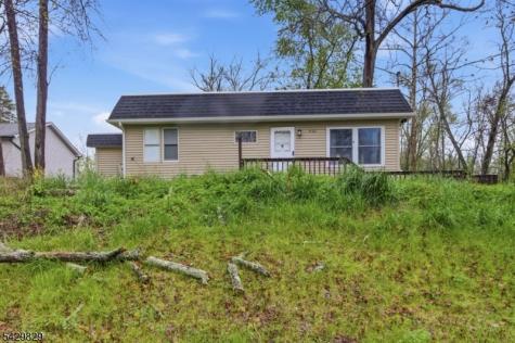 912 E Walnut Drive Stillwater NJ 07860