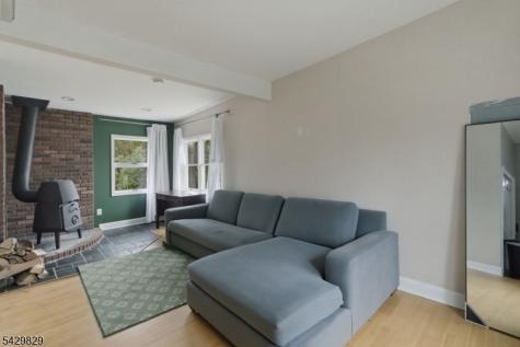 912 E Walnut Drive Stillwater NJ 07860