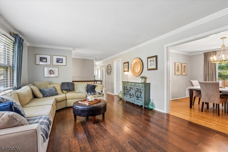 9 Quail Run Washington NJ 07853