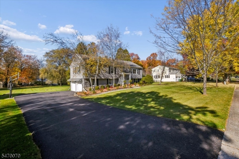 9 Quail Run Washington NJ 07853