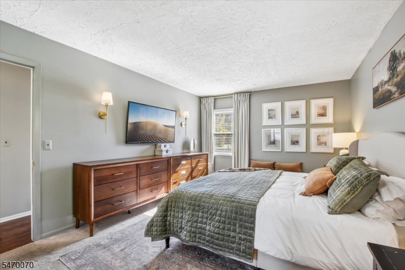 9 Quail Run Washington NJ 07853