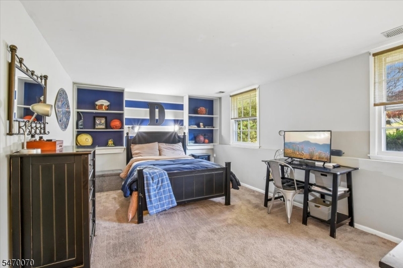 9 Quail Run Washington NJ 07853