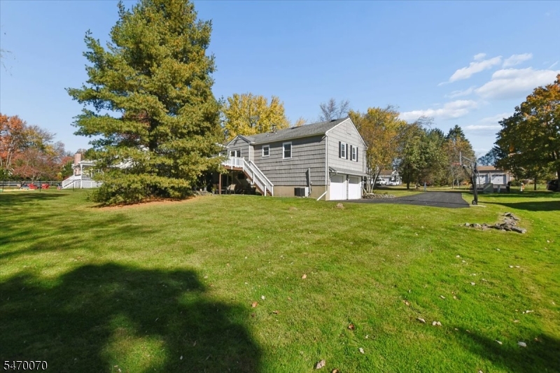 9 Quail Run Washington NJ 07853