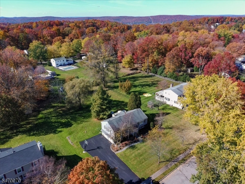 9 Quail Run Washington NJ 07853