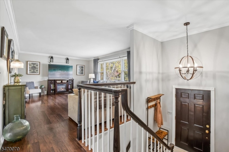9 Quail Run Washington NJ 07853