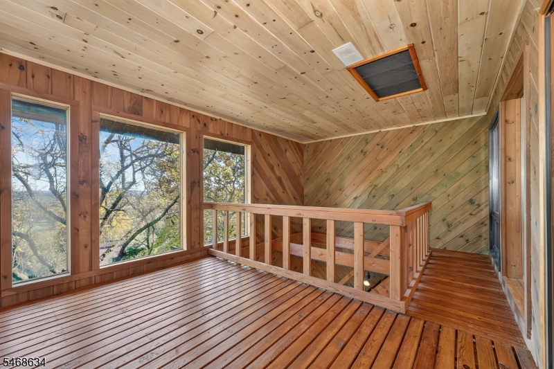 8 Farm Valley Lane Blairstown NJ 07825