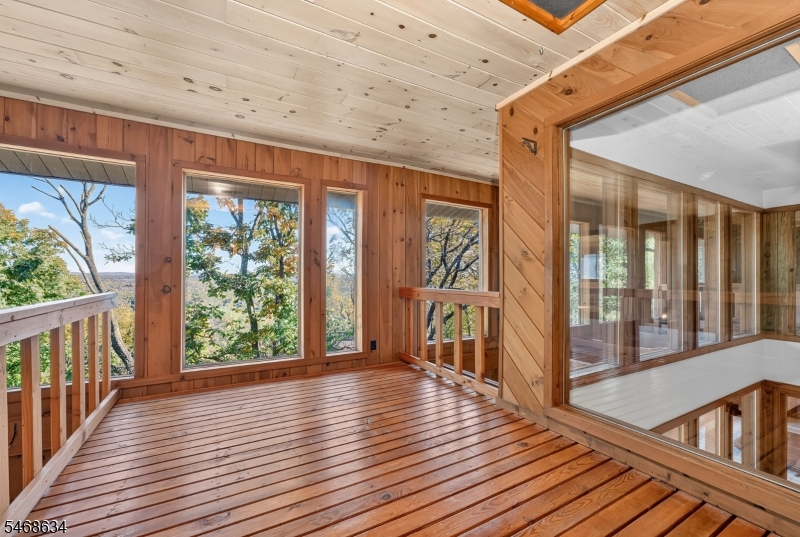 8 Farm Valley Lane Blairstown NJ 07825