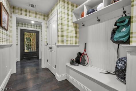 36 Clearwater Drive Hohokus NJ 07423