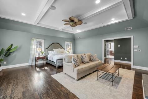 36 Clearwater Drive Hohokus NJ 07423